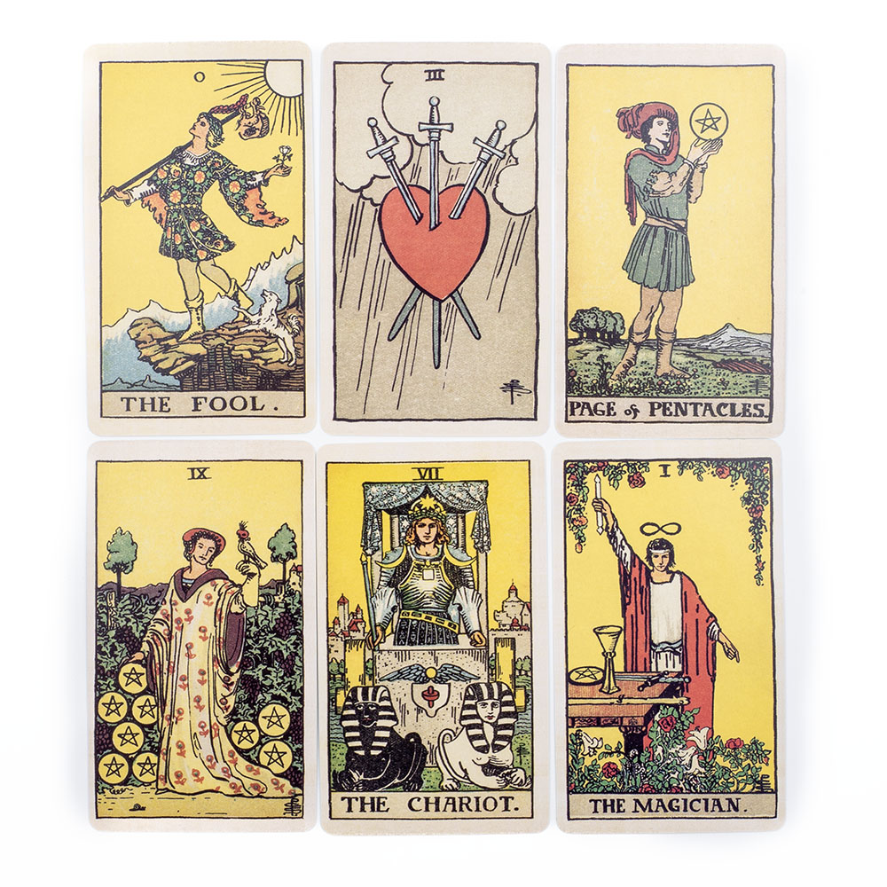 لعبة ألواح التاروت الكلاسيكية  - مراجعة Tarot Deck With Guidebook وسعره